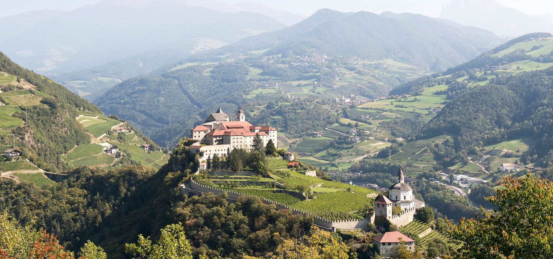 Herbsturlaub Südtirol Gasthof Anich Apfelfest Natz Schabs Brauchtum Törggelen Dolomiten (6)