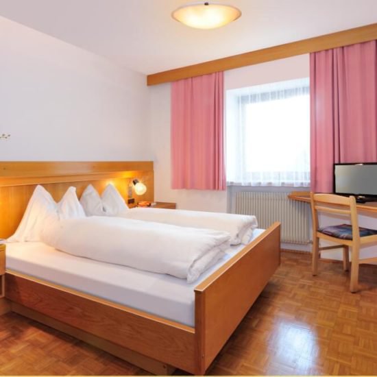 Unterkunft in Südtirol: Zimmer und Suiten in Natz/Schabs